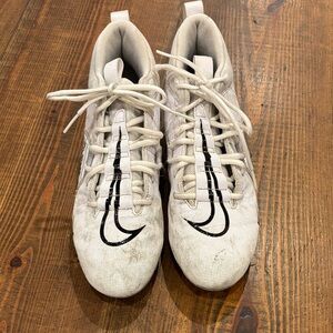 Nike ALPHA Football Cleats